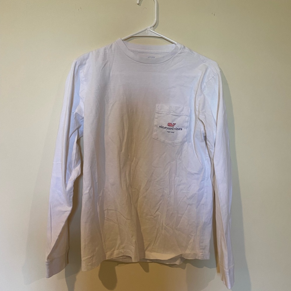 white vineyard vines long sleeve t shirt